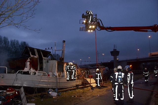 2010/60/20100315 077 Scheepsbrand Nieuwemeerdijk.jpg